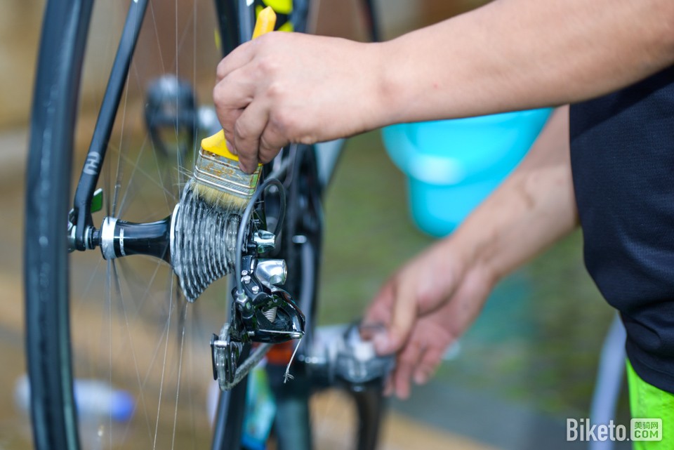 7月外资撤回!印度股市面临财报季与资金流出双重考验