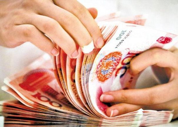 张家口推动新能源装备制造业强龙头、补链条、聚集群  向“光”而行 乘“风”远航