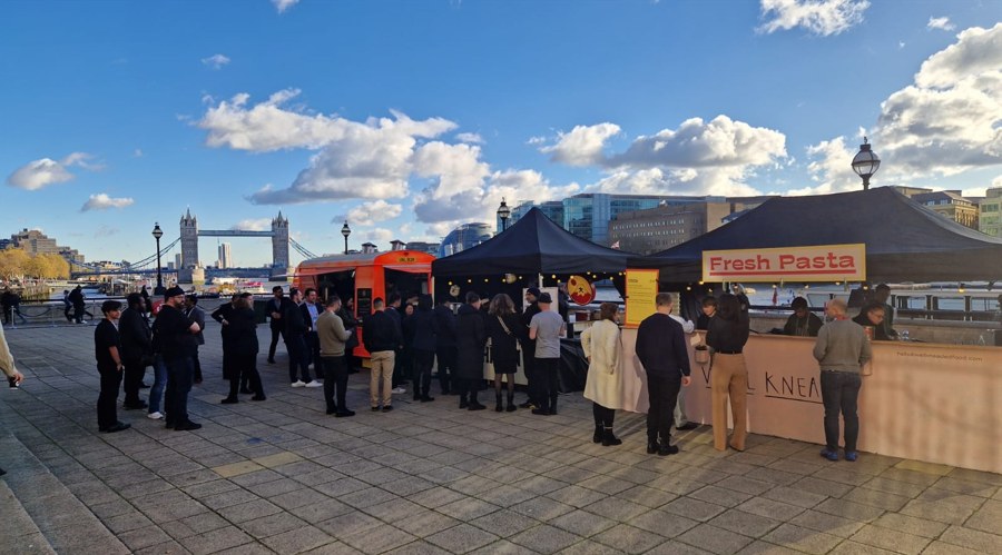 医我看丨一个瓶盖水就能孵蚊子，想少挨叮？雨后这几步一定要做